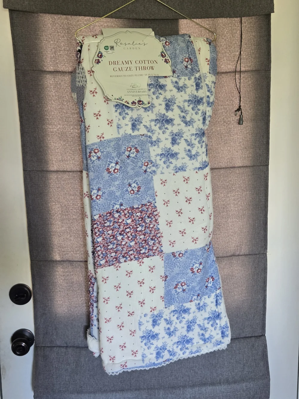 Rosalie's Garden Gauze throw blanket